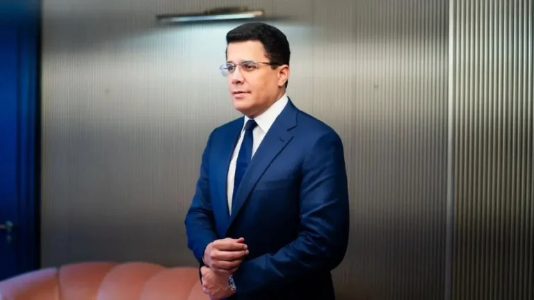 RD Elige: David Collado encabeza preferencia electoral dentro y fuera del PRM