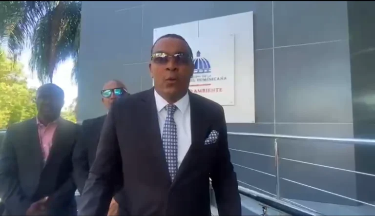 Pedro Botello advierte acciones legales contra Medio Ambiente por trabar permiso de estación de transferencia en Villa Hermosa, La Romana