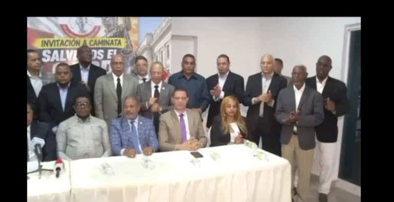 COLEGIO DE ABOGADOS realiza Rueda de Prensa exigiendo LA UNIDAD Y LA LEGALIDAD dicenQUEREMOS ELECCIONES YA!