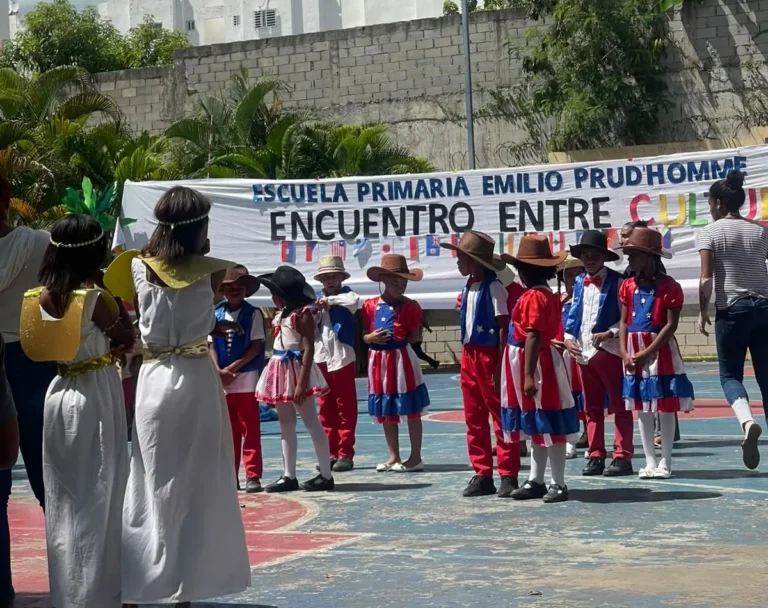 Escuela Emilio Prud’Homme promueve los valores y la integración de los niños a través de la cultura