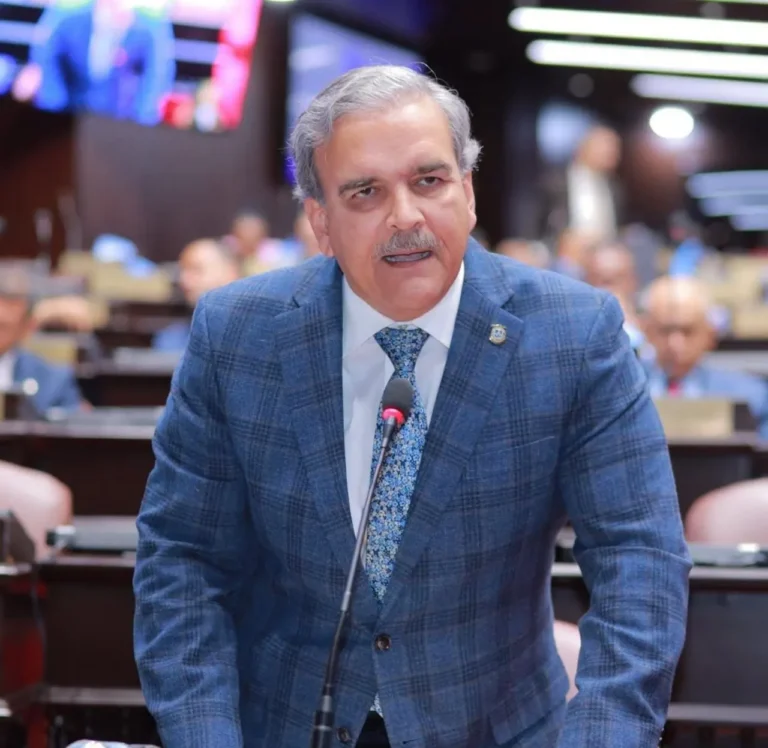 WESSIN EL ESTATISMO PROCOLECTIVISTA RETROCEDE; LA NUEVA DERECHA AVANZA