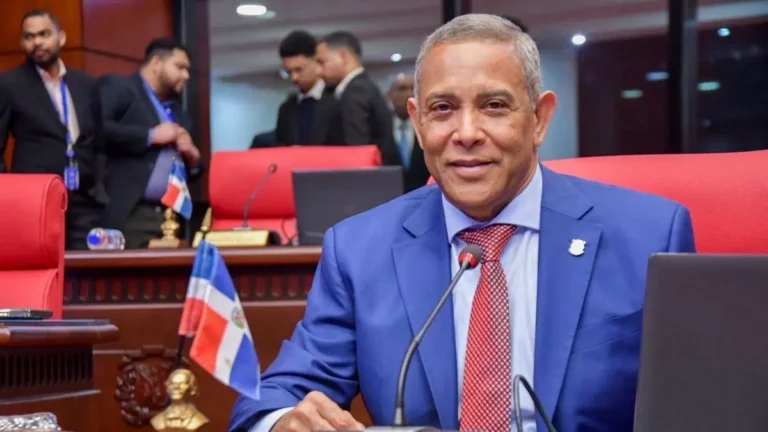 Por iniciativa del senador Franklin Romero, el Senado designa pista de atletismo SFM con el nombre de Nazario Ramos.